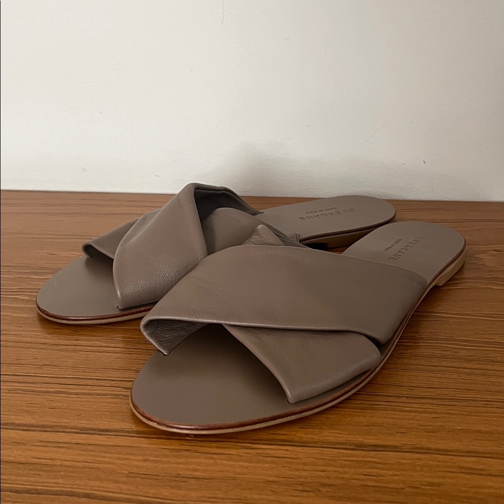 EVERLANE The Day Crossover Sandal - Picture 12 of 16